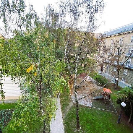 Brickwall Apartments Zagreb Rom bilde