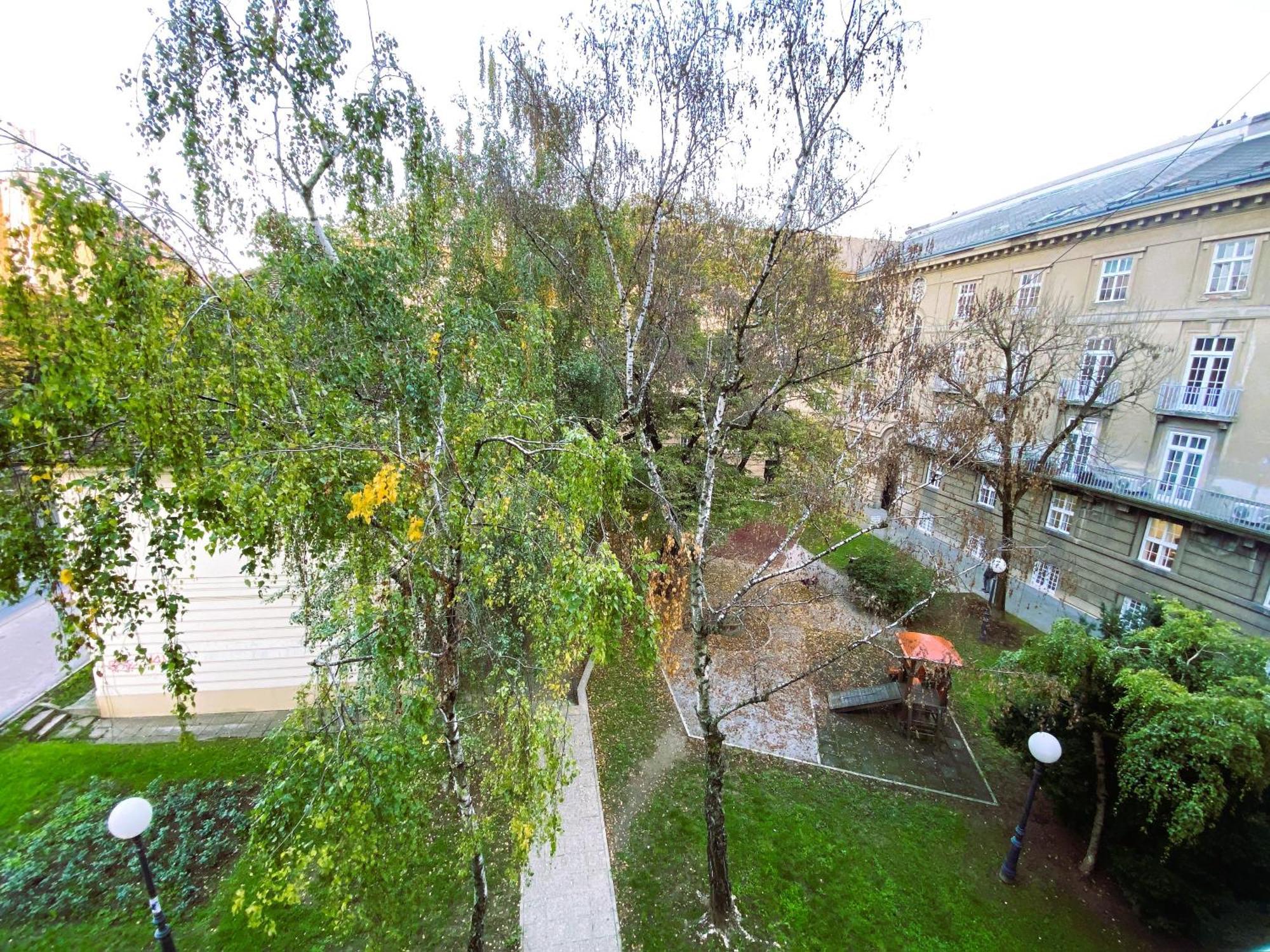 Brickwall Apartments Zagreb Rom bilde